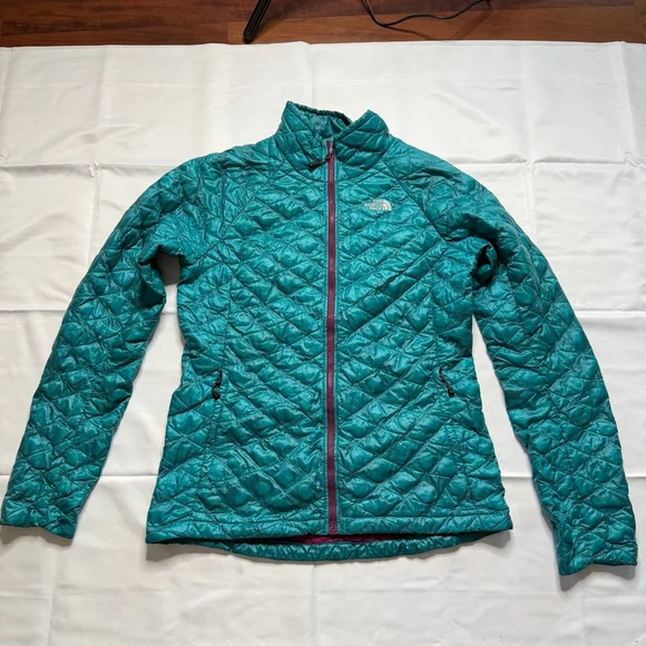 The North Face ThermoBall Full Zip Jacket Berry Purple Large - Picture 8 of 8